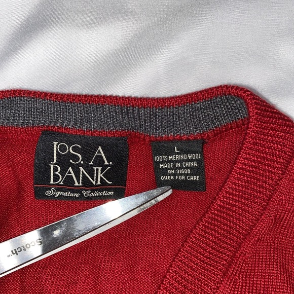 Jos.A Bank Signature Collection 100%Merino Wool V Neck Knit Sweater Sz L - Picture 7 of 7